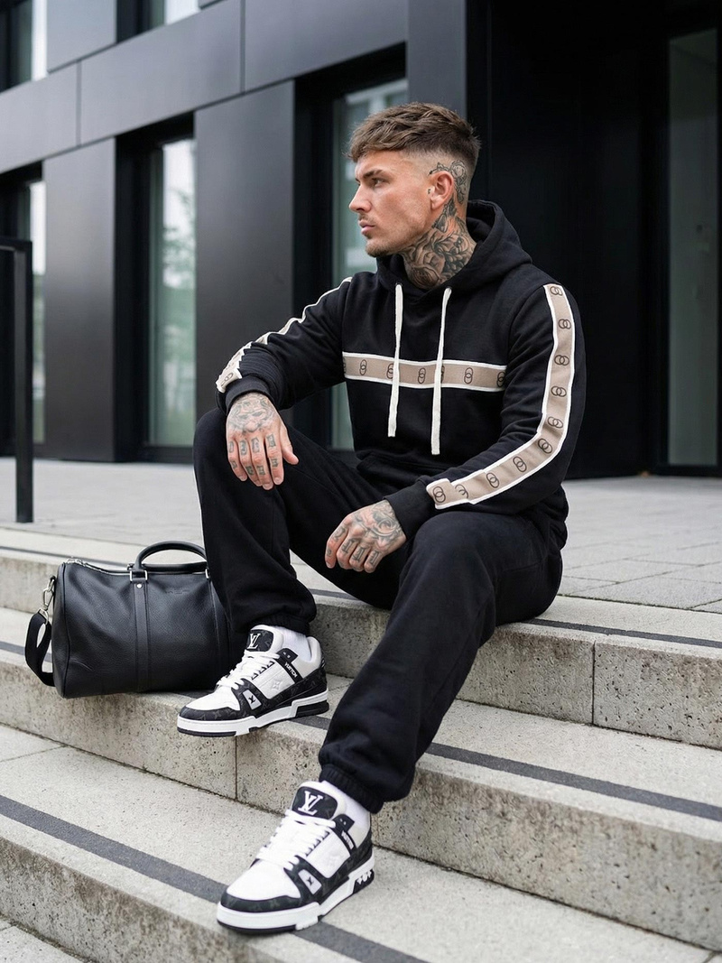 Juoda vyriškas džemperis su gobtuvu OZONEE JS/8B1729/3