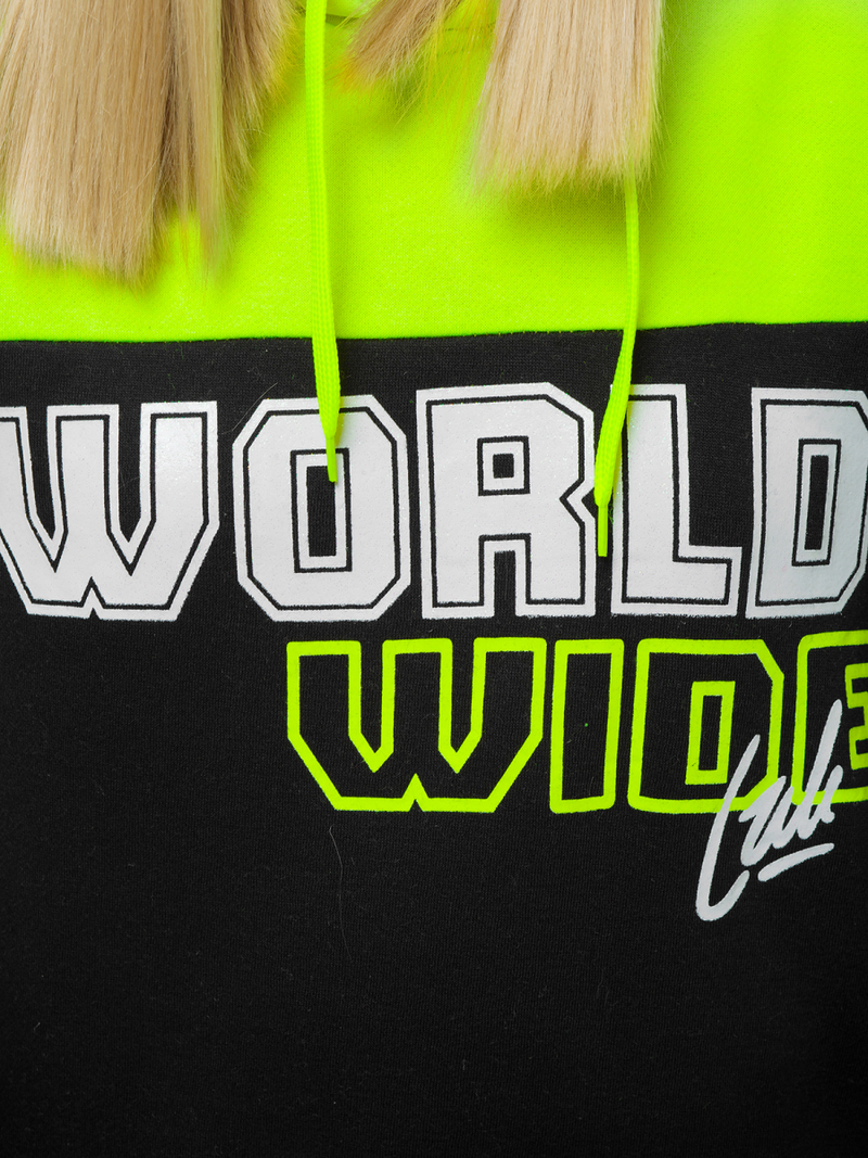 Juodas moteriškas džemperis su gobtuvu OZONEE JS/KSW2006