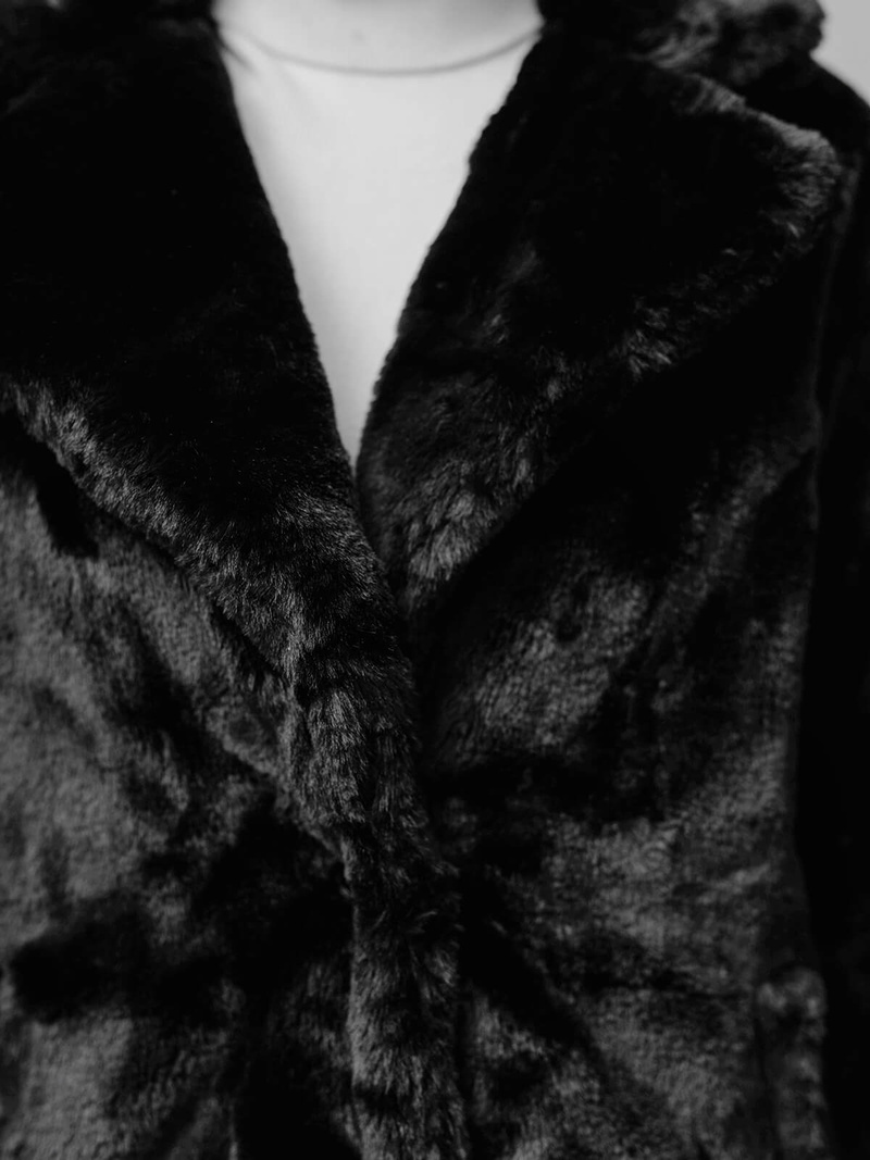 Juoda moteriška striukė OZONEE JS/11Z8168Z