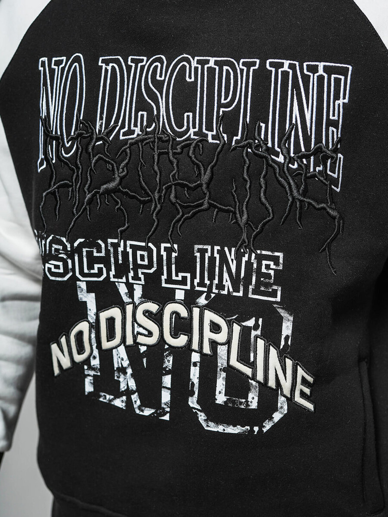 Juoda džemperis su gobtuvu OZONEE O/SWE23037