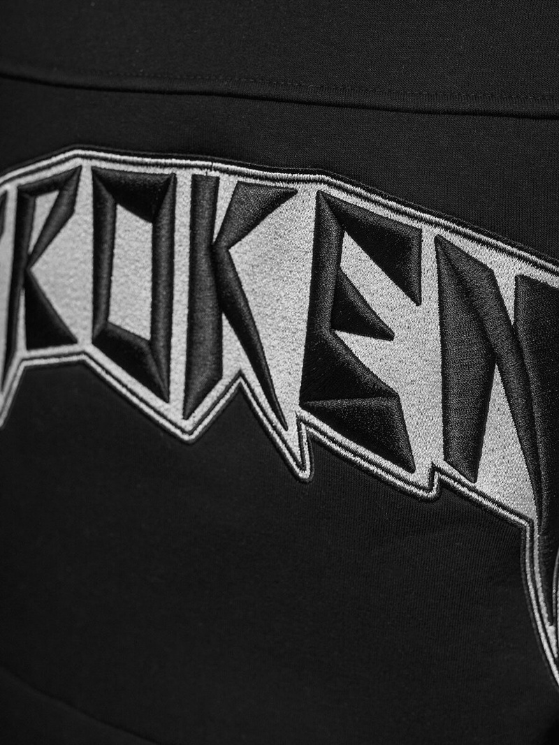 Juoda džemperis su gobtuvu OZONEE O/SWE23019