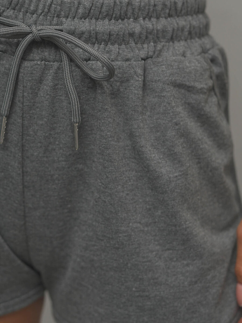 Grafitiniai moteriški sportiniai šortai OZONEE JS/8K1256/5Z