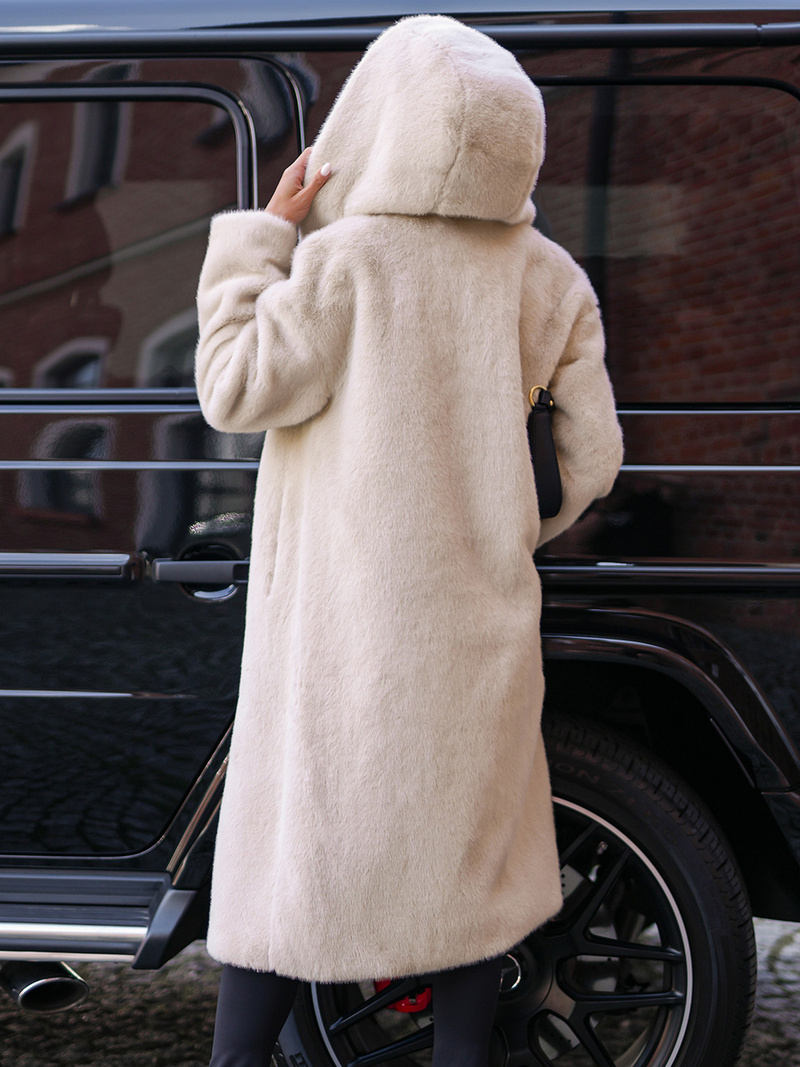 Smėlinis moteriška žieminė striukė iš kailio OZONEE JS/11Z8250