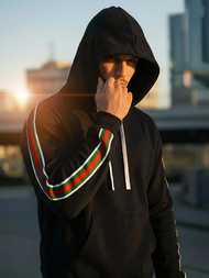 Juoda vyriškas džemperis su gobtuvu OZONEE JS/8B1731/3